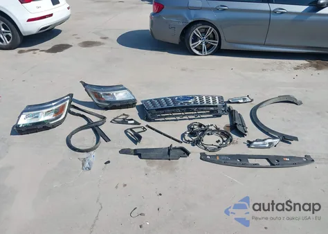 2018 Ford Explorer Platinum из США, поврежденный, VIN 1FM5K8HT0JGB52720